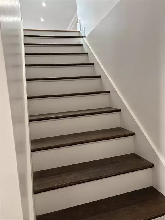 Dover, MA 02030,62 Claybrook Road