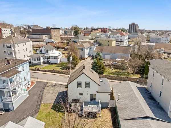 Fall River, MA 02723,71 Cash St