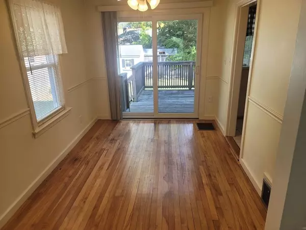 Worcester, MA 01606,129 Uncatena Ave. #L