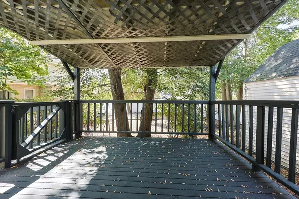 Malden, MA 02148,14 Dodge St