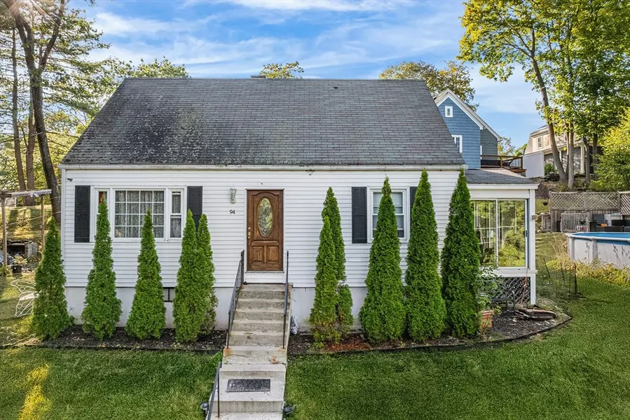 94 Fitch Hill Ave, Fitchburg, MA 01420