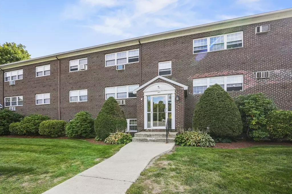 Westborough, MA 01581,147 Milk Street #8