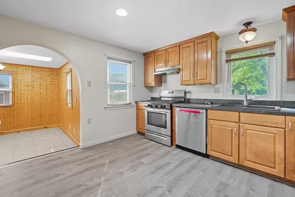Springfield, MA 01119,35 Juniper Dr