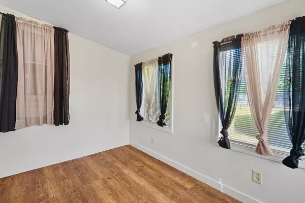 Springfield, MA 01119,35 Juniper Dr