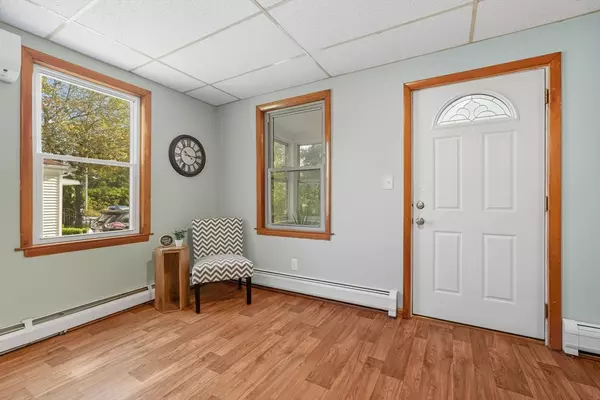 Chicopee, MA 01020,31 Sophia St