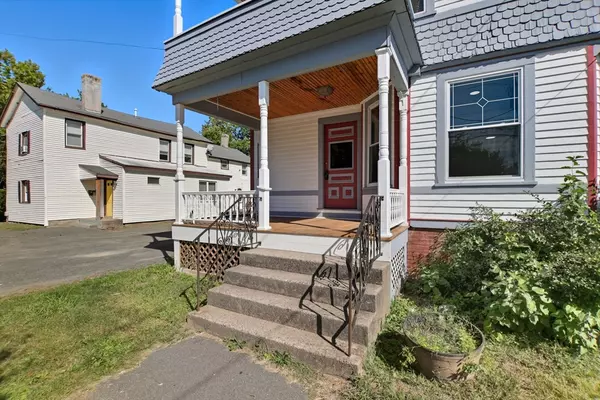 Westfield, MA 01085,51 Washington St