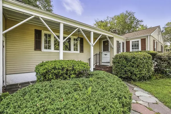 Framingham, MA 01701,10 Millwood Circle