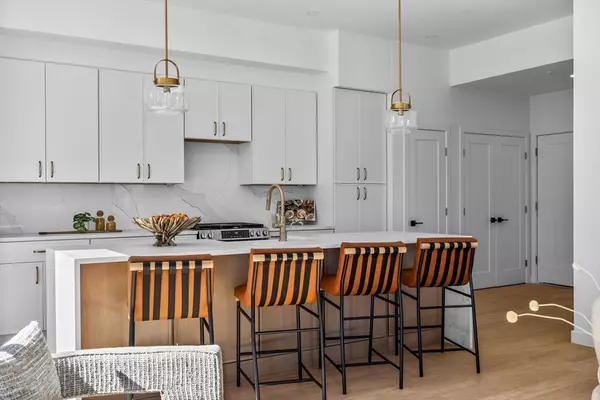 Boston, MA 02128,125 Addison Street #102