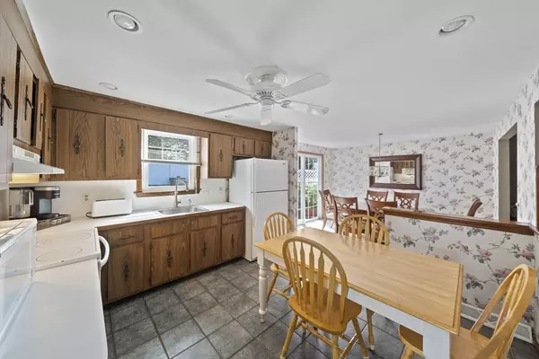 Braintree, MA 02184,211 Glenrose Ave