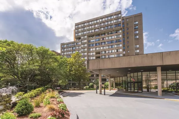 250 Hammond Pond Parkway #615N, Newton, MA 02467