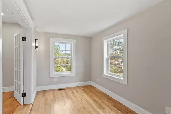 Auburn, MA 01501,40 Central St