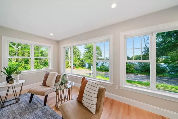 Sharon, MA 02067,43 Lake Ave