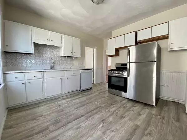 Somerville, MA 02144,14 Belknap Street #3