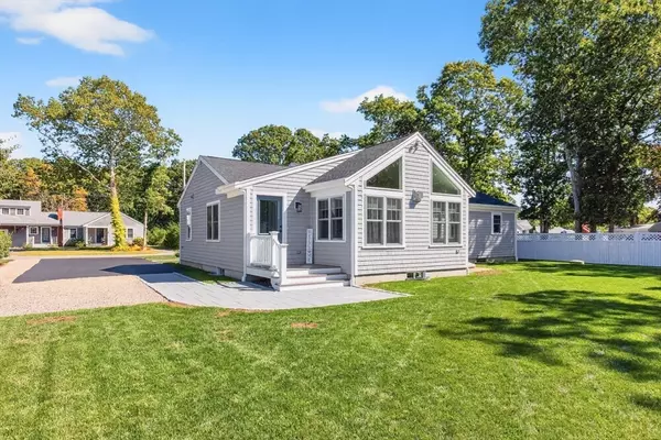 Falmouth, MA 02540,28 Hudson St