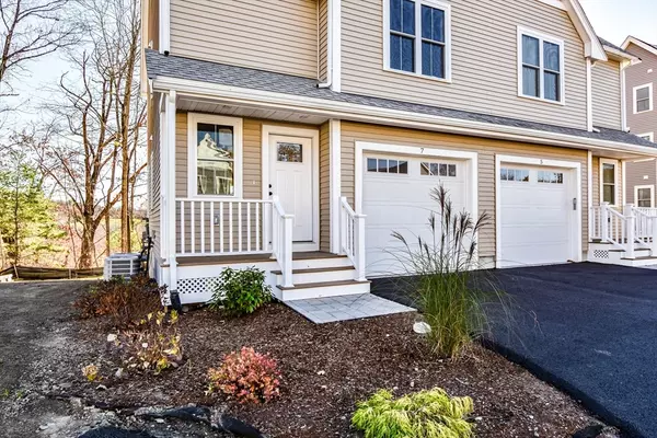 Framingham, MA 01702,7 Orchard View Circle #7