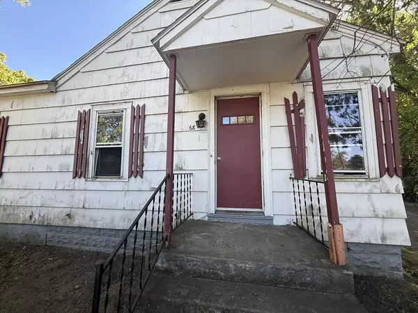 Ludlow, MA 01056,68 Fairview St