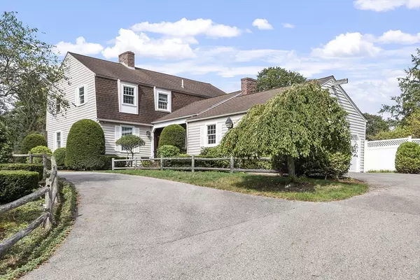 Andover, MA 01810,17 Rose Glen Dr