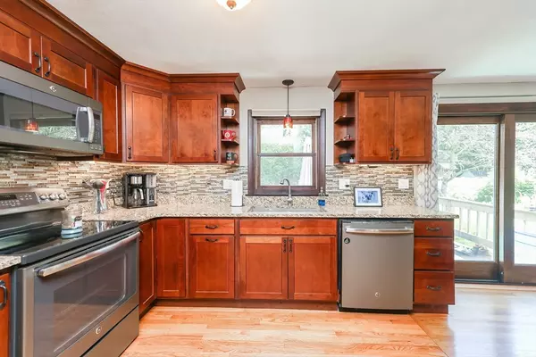 Attleboro, MA 02703,73 Valley Run Dr