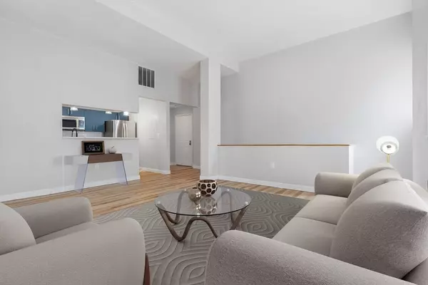 Winthrop, MA 02152,15 Ocean Drive #105