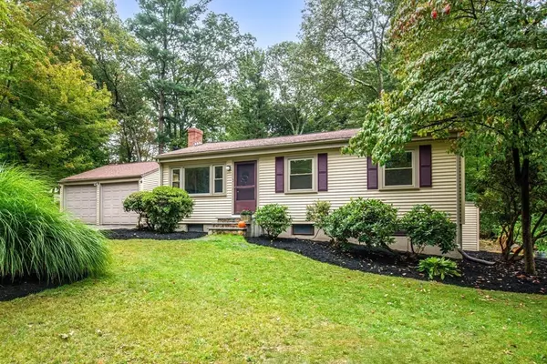 Plainville, MA 02762,3 Berry Street