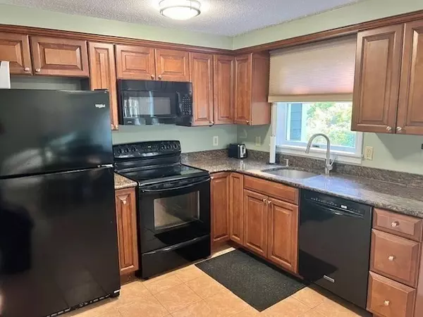 Athol, MA 01331,837 Partridgeville Rd #3B