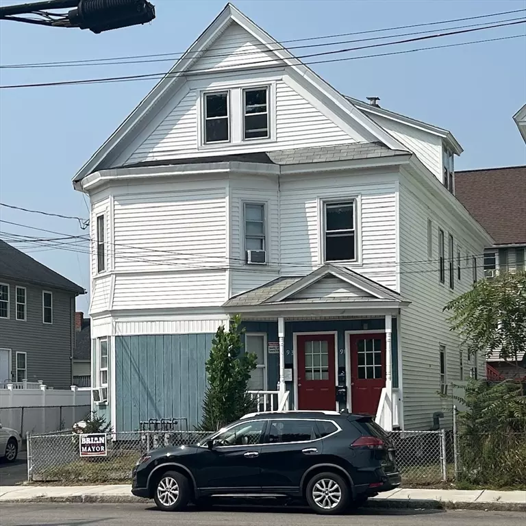 Lawrence, MA 01843,91-93 Newton St