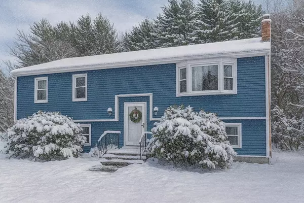 664 Bay Rd, Belchertown, MA 01007