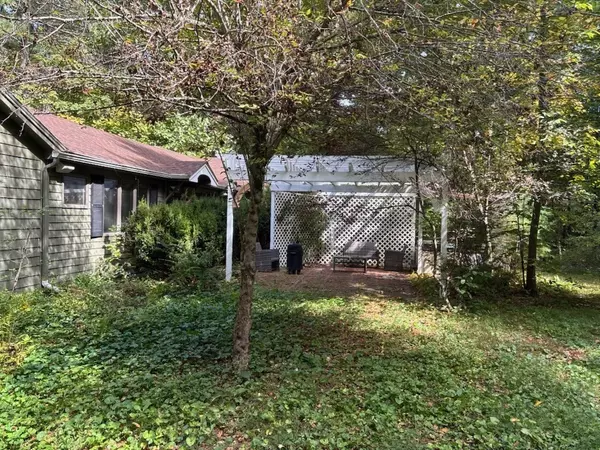 Foxboro, MA 02035,80 Mill St