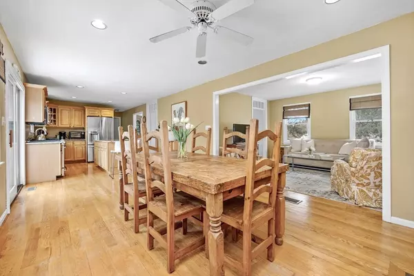 Hingham, MA 02043,2 Langlee Rd