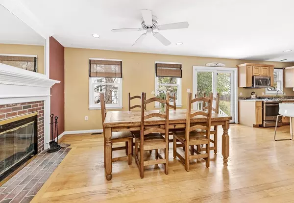 Hingham, MA 02043,2 Langlee Rd