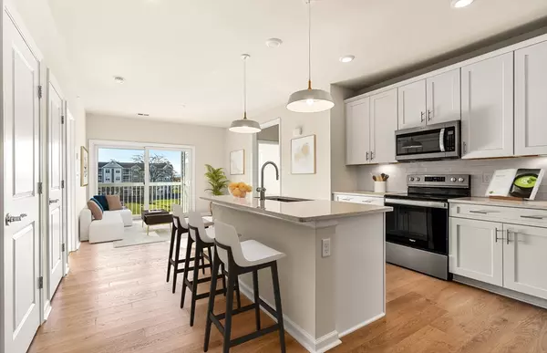 5 Peters Farm Way #205, Westborough, MA 01581