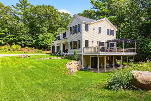 Barnstable, MA 02635,105 Bay Road