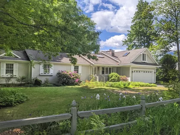 262 Loudville Rd, Easthampton, MA 01027