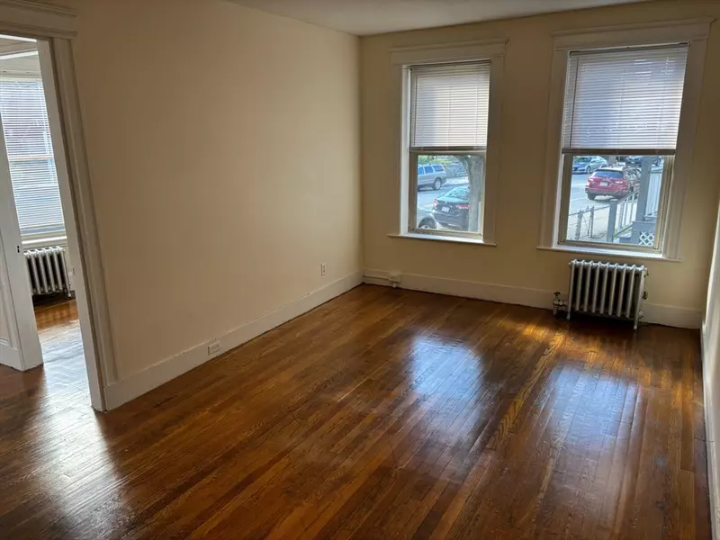 308 Boston Ave #7, Medford, MA 02155