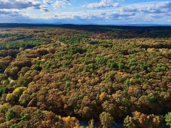 90 Corn Road, Bolton, MA 01740