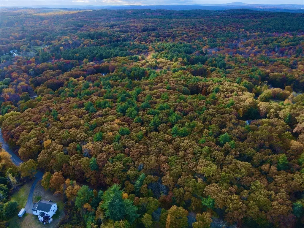 Bolton, MA 01740,90 Corn Road