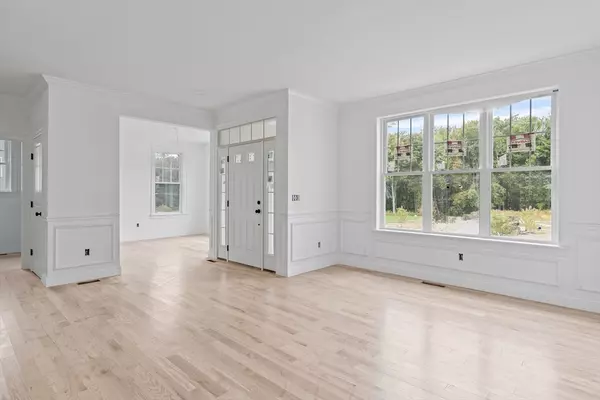 Grafton, MA 01536,4 Abby Road