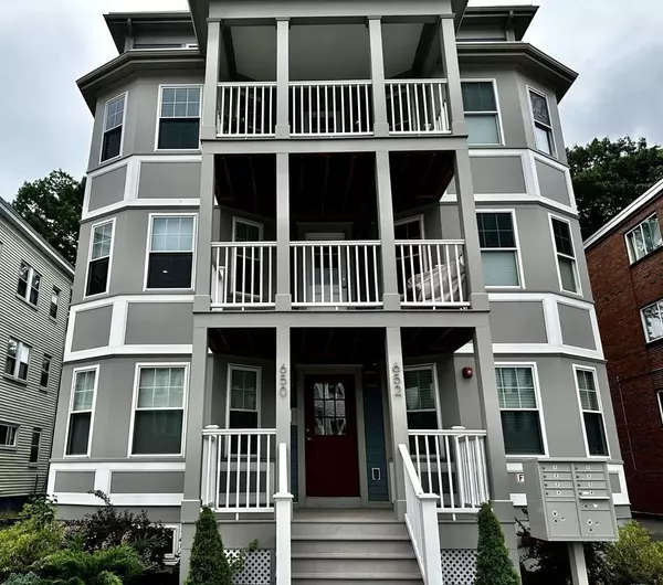 Boston, MA 02131,650 Hyde Park Ave #2L