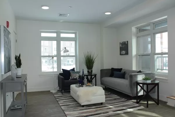 Boston, MA 02134,20 Penniman Rd #108