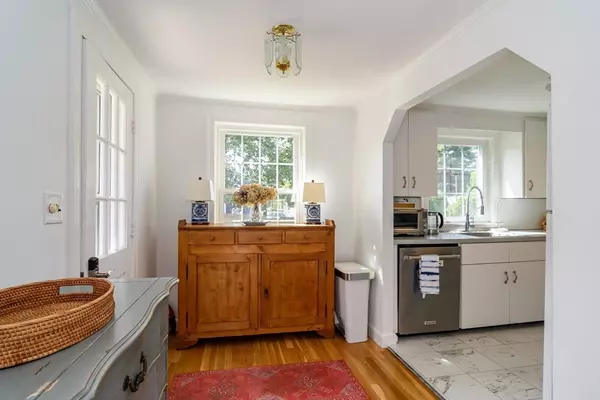Natick, MA 01760,4 Herbert Rd