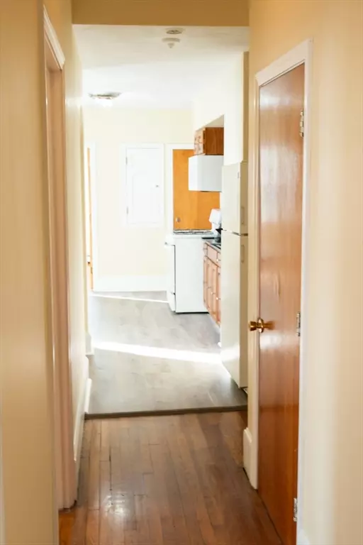 Everett, MA 02149,332 Main St #3R