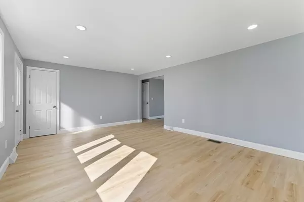 Ludlow, MA 01056,87 Prokop Ave