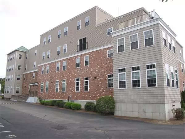 87 Franklin St #103, Quincy, MA 02169