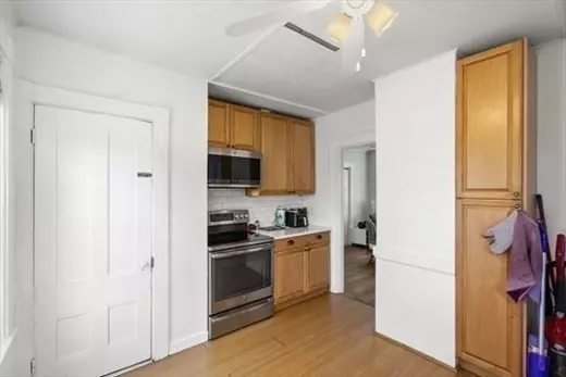 Waltham, MA 02453,123 Brown #1