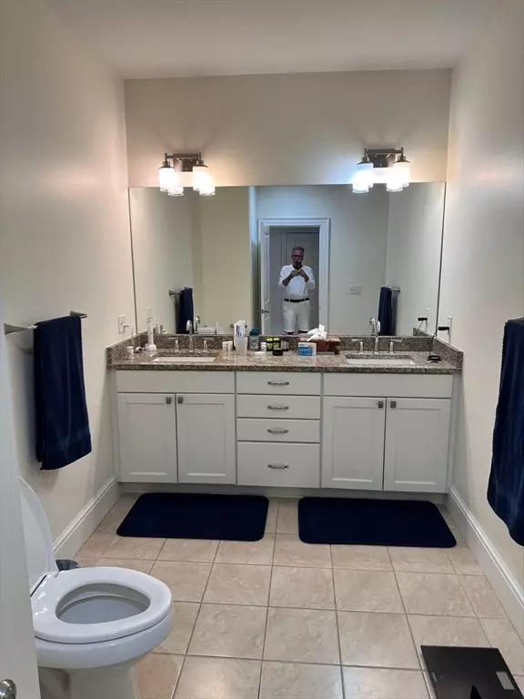 Marblehead, MA 01945,33 Intrepid Circle #405