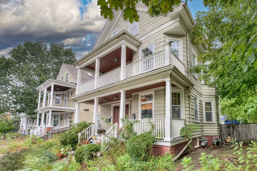 170 Fourth Street #3, Providence, RI 02906