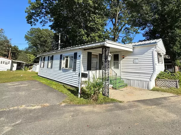 Chicopee, MA 01020,41 Mockingbird Drive
