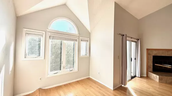 Weymouth, MA 02190,114 Burkhall #R