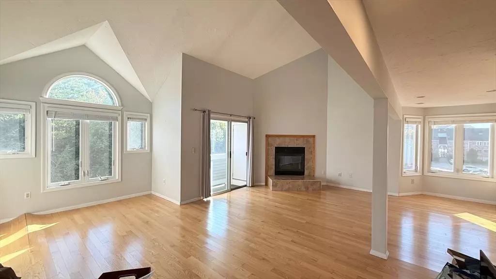 114 Burkhall #R, Weymouth, MA 02190