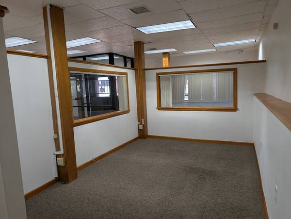 Worcester, MA 01610,131 Millbury St